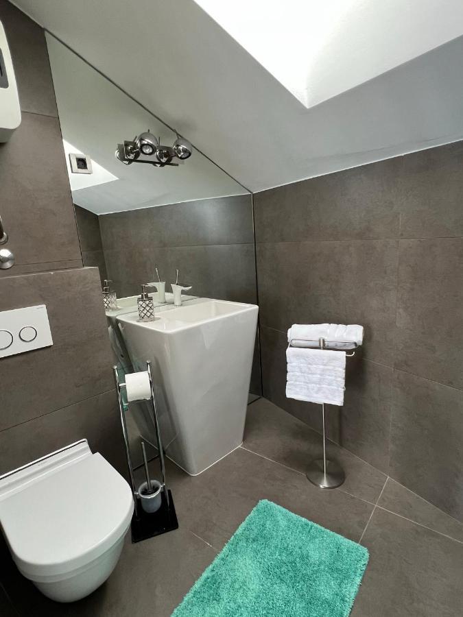 Luxury Laurus Penthouse With Awesome Sea View Leilighet Primošten Eksteriør bilde