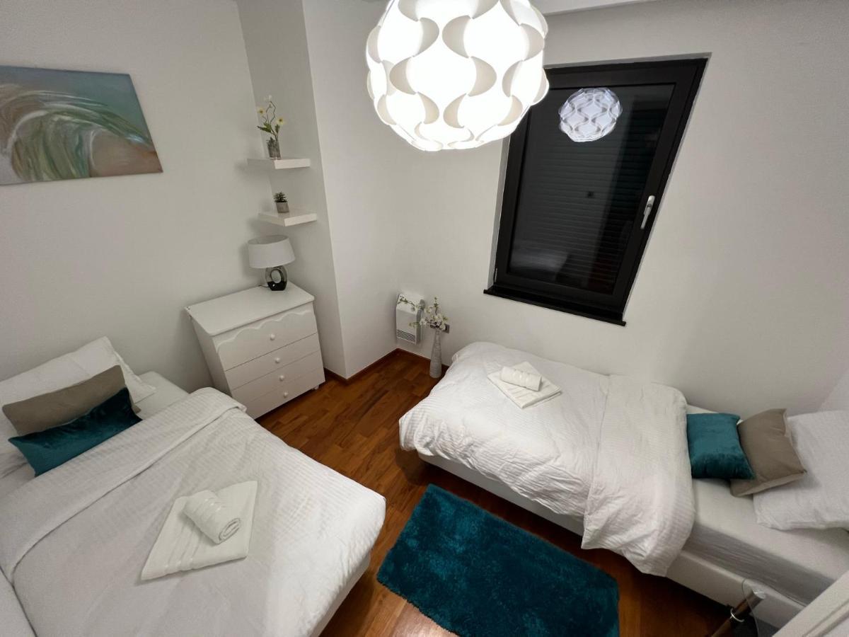 Luxury Laurus Penthouse With Awesome Sea View Leilighet Primošten Eksteriør bilde