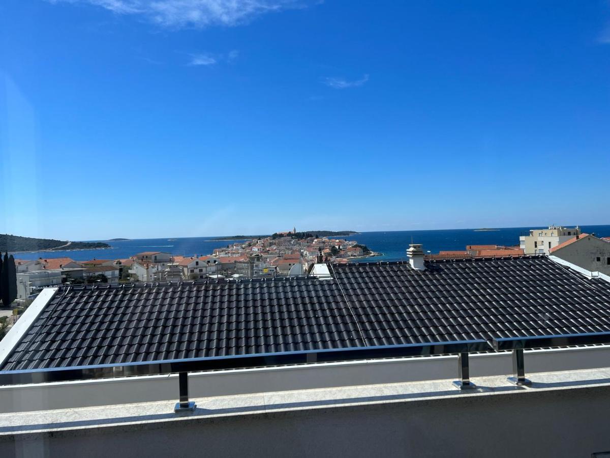 Luxury Laurus Penthouse With Awesome Sea View Leilighet Primošten Eksteriør bilde