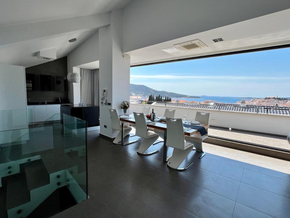 Luxury Laurus Penthouse With Awesome Sea View Leilighet Primošten Eksteriør bilde