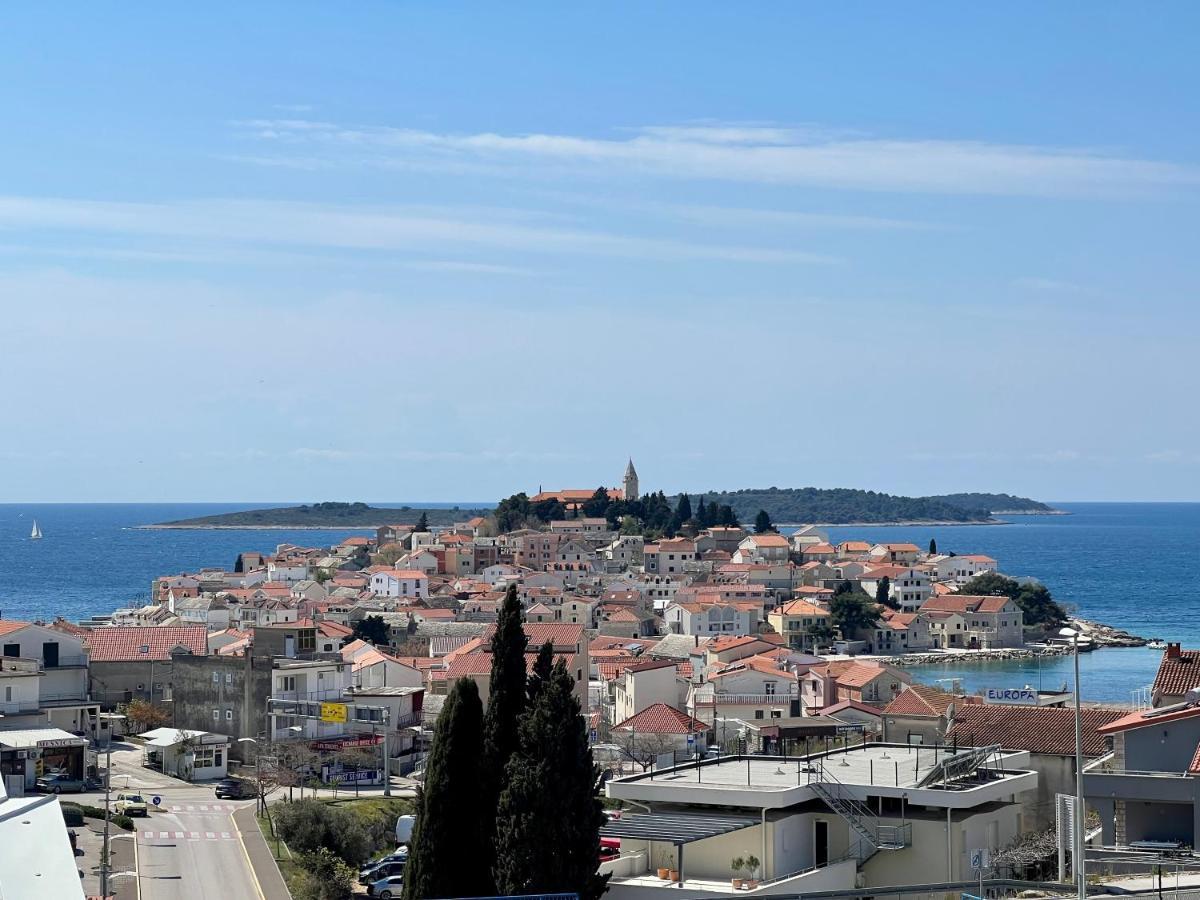 Luxury Laurus Penthouse With Awesome Sea View Leilighet Primošten Eksteriør bilde