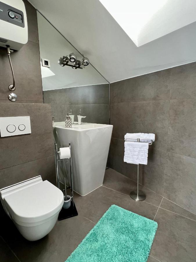 Luxury Laurus Penthouse With Awesome Sea View Leilighet Primošten Eksteriør bilde