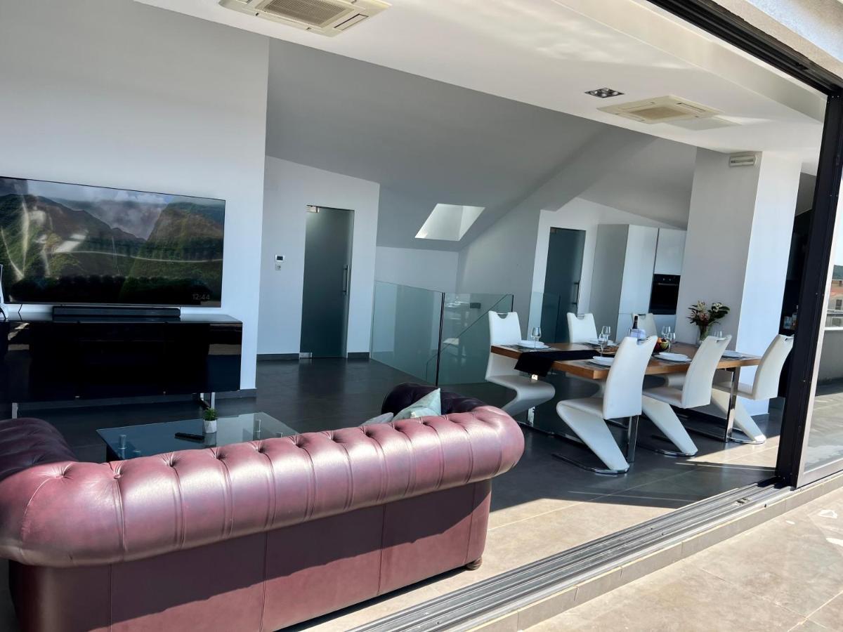 Luxury Laurus Penthouse With Awesome Sea View Leilighet Primošten Eksteriør bilde