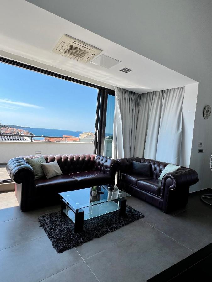 Luxury Laurus Penthouse With Awesome Sea View Leilighet Primošten Eksteriør bilde